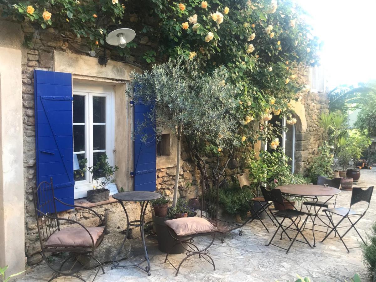 Les Aiguieres En Provence Bed & Breakfast Суз-ла-Рус Екстериор снимка